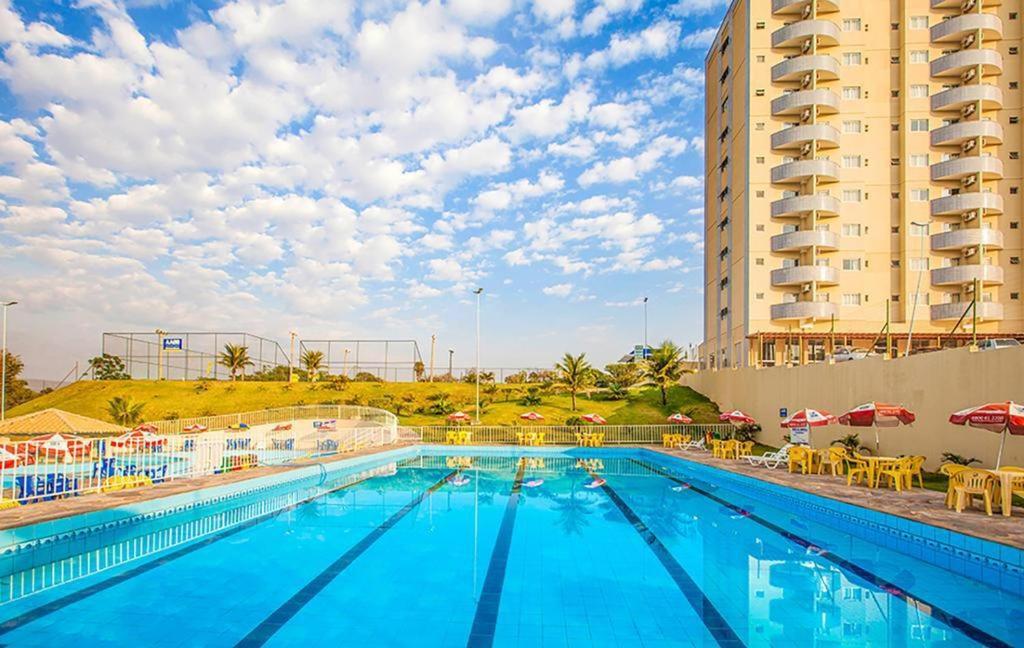 Apartamento Golden Dolphin Grande Hotel - Achei Férias Caldas Novas Extérieur photo